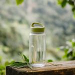 Comment choisir une gourde réutilisable pour un mode de vie durable et réduire son impact environnemental