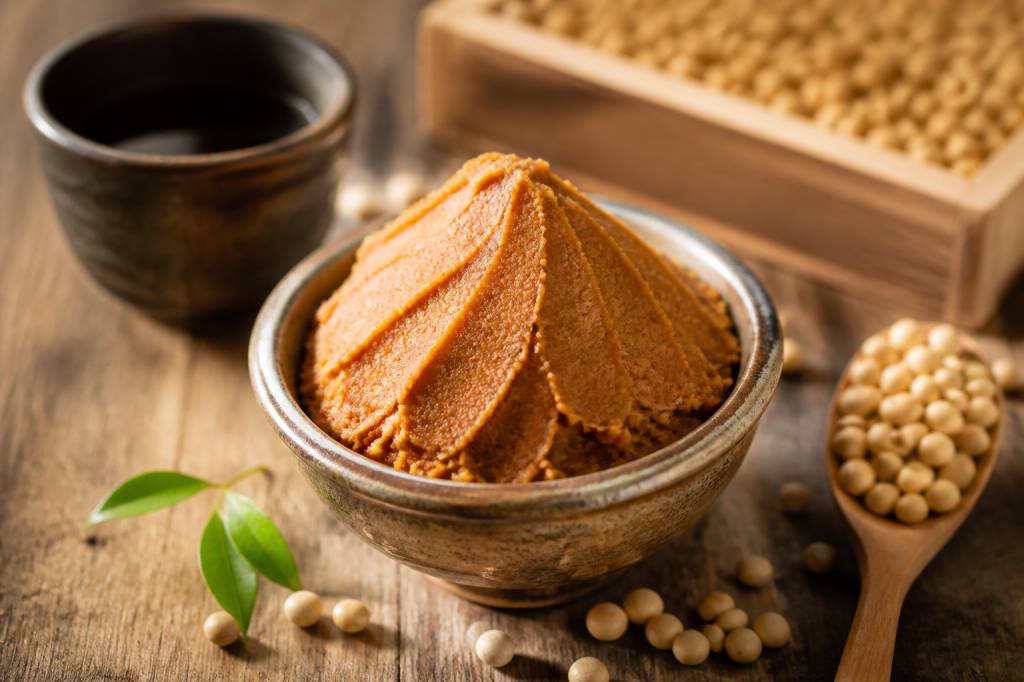 Miso : bienfaits, utilisations et conseils pour bien le choisir